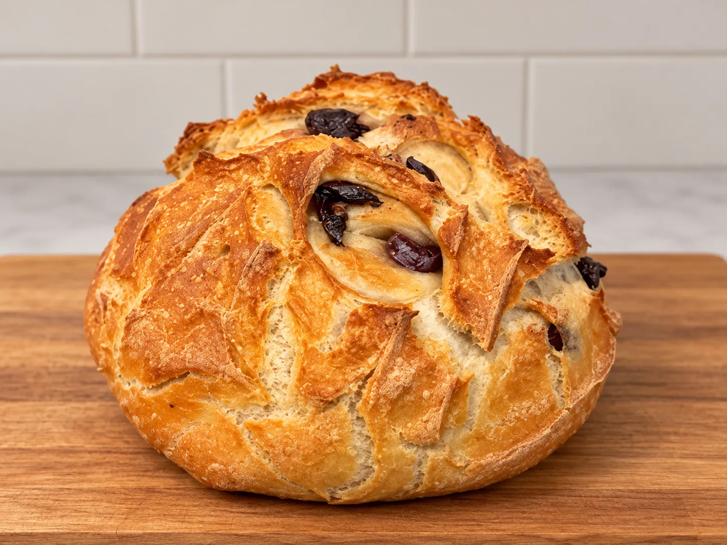Dutch Oven Olive Bread